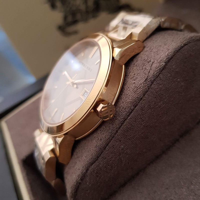 BURBERRY LUXURY WATCH