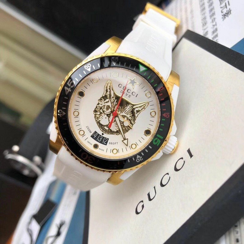 人気No.1】 GUCCI Dive GUCCI メンズ YA136215 グッチ タイガーDIVE