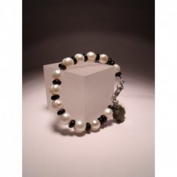 Bracelet "Rosary" with freshwater pearls and onyx