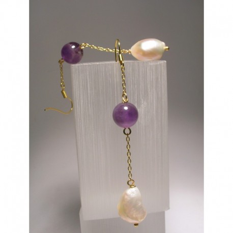 Earrings with 1st quality freshwater pearls and amethyst