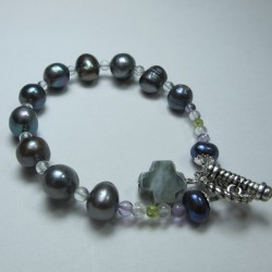 Bracelet "Rosario" with pearls and semi-precious stones